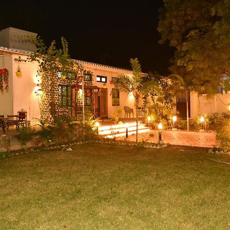 Gc Farms Villa Ayodhya Bagian luar foto