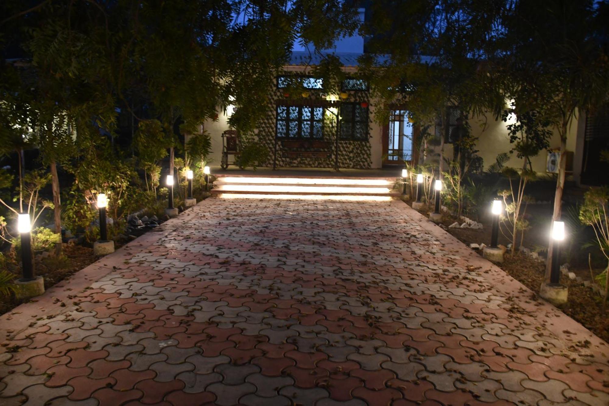 Gc Farms Villa Ayodhya Bagian luar foto